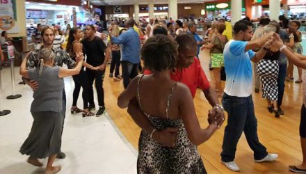 Baile Caxias Shopping